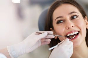 Întrebări și răspunsuri despre implantul dentar